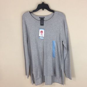 Chelsea & Theodore Mist Gray Heather Long Sleeved Sweater Size Large NWT